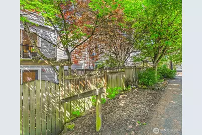 3625 36th Avenue S, Seattle, WA 98144 - Photo 23
