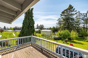 941 Diane Ave, Oak Harbor, WA 98277 - Photo 25
