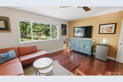 18212 73rd Avenue W, Edmonds, WA 98026 - Photo 17