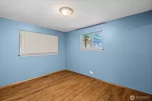 2051 S 223rd St, Des Moines, WA 98198 - Photo 17