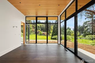 15137 Henderson Rd, Bainbridge Island, WA 98110 - Photo 17