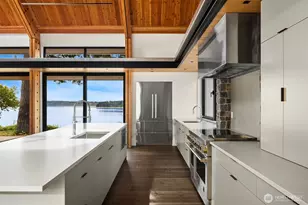 15137 Henderson Rd, Bainbridge Island, WA 98110 - Photo 15