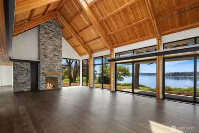 15137 Henderson Road, Bainbridge Island, WA 98110 - Photo 5