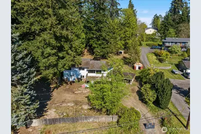 1307 N Lake Stickney Drive, Lynnwood, WA 98087 - Photo 1