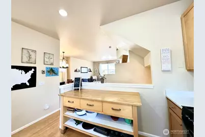 515 225th Place NE #33, Sammamish, WA 98074 - Photo 7