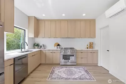 326 NW 80th Street, Seattle, WA 98117 - Photo 13