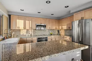 601 W Mercer Pl, Seattle, WA 98119 - Photo 15