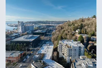 601 W Mercer Place #301, Seattle, WA 98119 - Photo 35