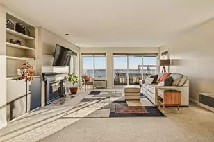 601 W Mercer Pl, Seattle, WA 98119 - Photo 7