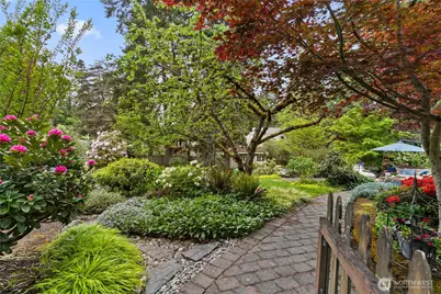6771 81st Avenue SE, Mercer Island, WA 98040 - Photo 35