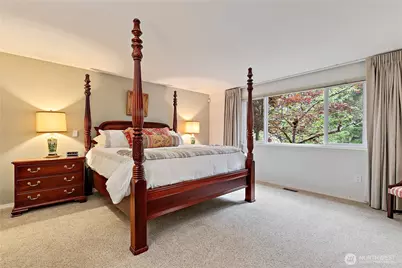 6771 81st Avenue SE, Mercer Island, WA 98040 - Photo 17