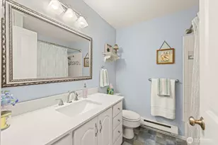25720 78th Ave SW, Vashon, WA 98070 - Photo 17