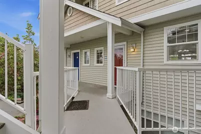 5400 Harbour Pointe Boulevard #G202, Mukilteo, WA 98275 - Photo 3