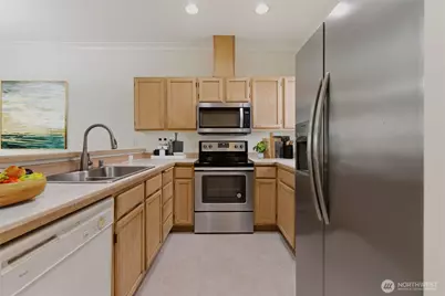 5400 Harbour Pointe Boulevard #G202, Mukilteo, WA 98275 - Photo 5