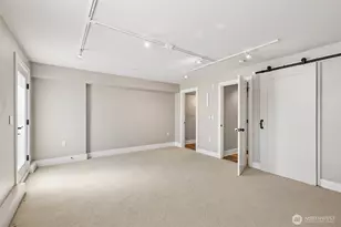 1078 NE High St, Issaquah, WA 98029 - Photo 31