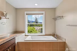 1078 NE High St, Issaquah, WA 98029 - Photo 21