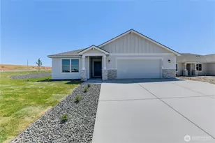 320 N Montana St, Moses Lake, WA 98837 - Photo 1