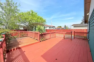 2006 W Second St, Aberdeen, WA 98520 - Photo 7