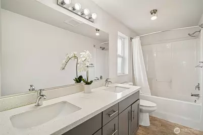 11839 79th Avenue S, Seattle, WA 98178 - Photo 15