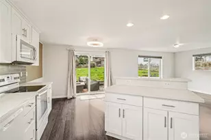 11839 79th Ave S, Seattle, WA 98178 - Photo 9