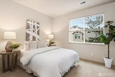 4486 248th Lane SE, Sammamish, WA 98029 - Photo 9