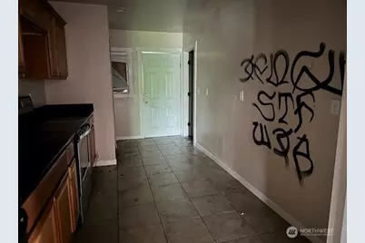 1220 Yakima Avenue S, Tacoma, WA 98405 - Photo 5