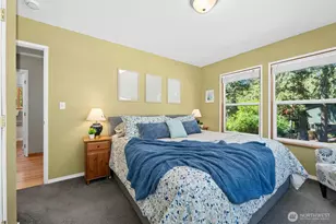 711 Eagle Cliff Rd NE, Bainbridge Island, WA 98110 - Photo 11