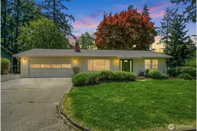 711 Eagle Cliff Rd NE, Bainbridge Island, WA 98110 - Photo 1