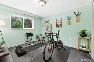 711 Eagle Cliff Rd NE, Bainbridge Island, WA 98110 - Photo 17