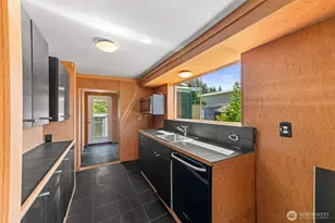1335 E 1st St, Aberdeen, WA 98520 - Photo 9