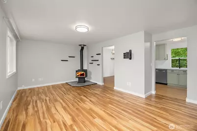 15718 126th Place NE, Woodinville, WA 98072 - Photo 3