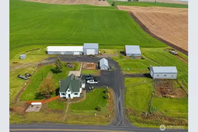 39919 S Farmington Road, Latah, WA 99018 - Photo 1