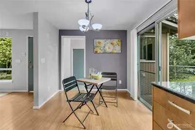 13033 31st Ave NE, Seattle, WA 98125 - Photo 11