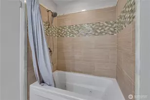13033 31st Ave NE, Seattle, WA 98125 - Photo 19