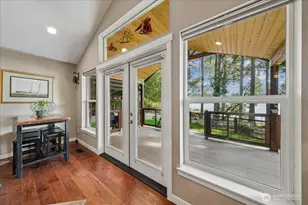 11013 Bayview Cir, Anderson Island, WA 98303 - Photo 17