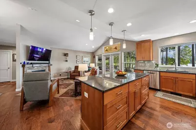 11013 Bayview Circle, Anderson Island, WA 98303 - Photo 19