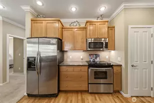 970 SE Creekside Dr, College Place, WA 99324 - Photo 9