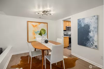 3428 108th Place NE #1, Bellevue, WA 98004 - Photo 3
