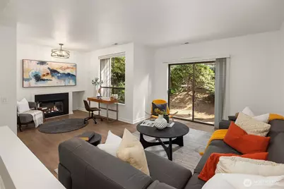 3428 108th Place NE #1, Bellevue, WA 98004 - Photo 5