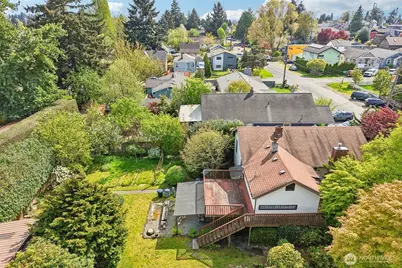 8812 Dibble Avenue NW, Seattle, WA 98117 - Photo 5