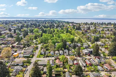 8812 Dibble Avenue NW, Seattle, WA 98117 - Photo 21