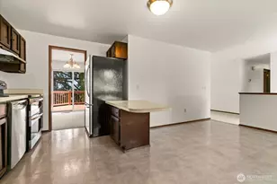 9236 NE 136th Pl, Kirkland, WA 98034 - Photo 15