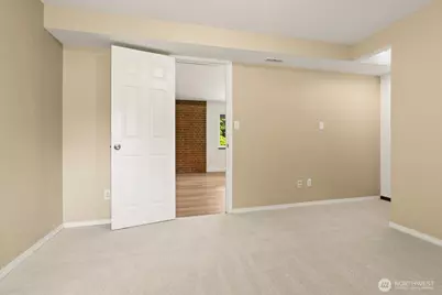 9236 NE 136 Place, Kirkland, WA 98034 - Photo 33