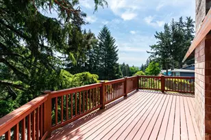 9236 NE 136th Pl, Kirkland, WA 98034 - Photo 9