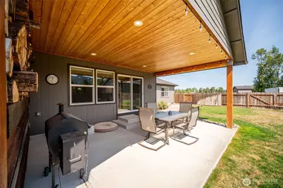 195 Bay Point Drive, Castle Rock, WA 98611 - Photo 21