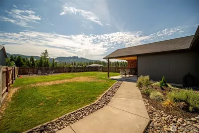 195 Bay Point Drive, Castle Rock, WA 98611 - Photo 23