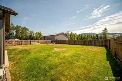 195 Bay Point Drive, Castle Rock, WA 98611 - Photo 27