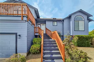 710 SW Echo Loop, Oak Harbor, WA 98277 - Photo 5