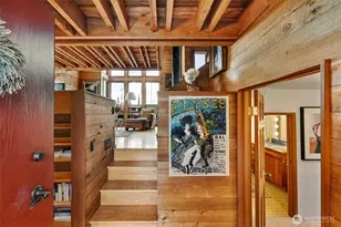 2727 Fairview Ave E, Seattle, WA 98102 - Photo 3