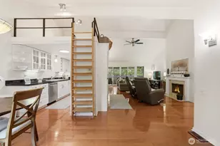 1542 NE 140th St, Seattle, WA 98125 - Photo 7